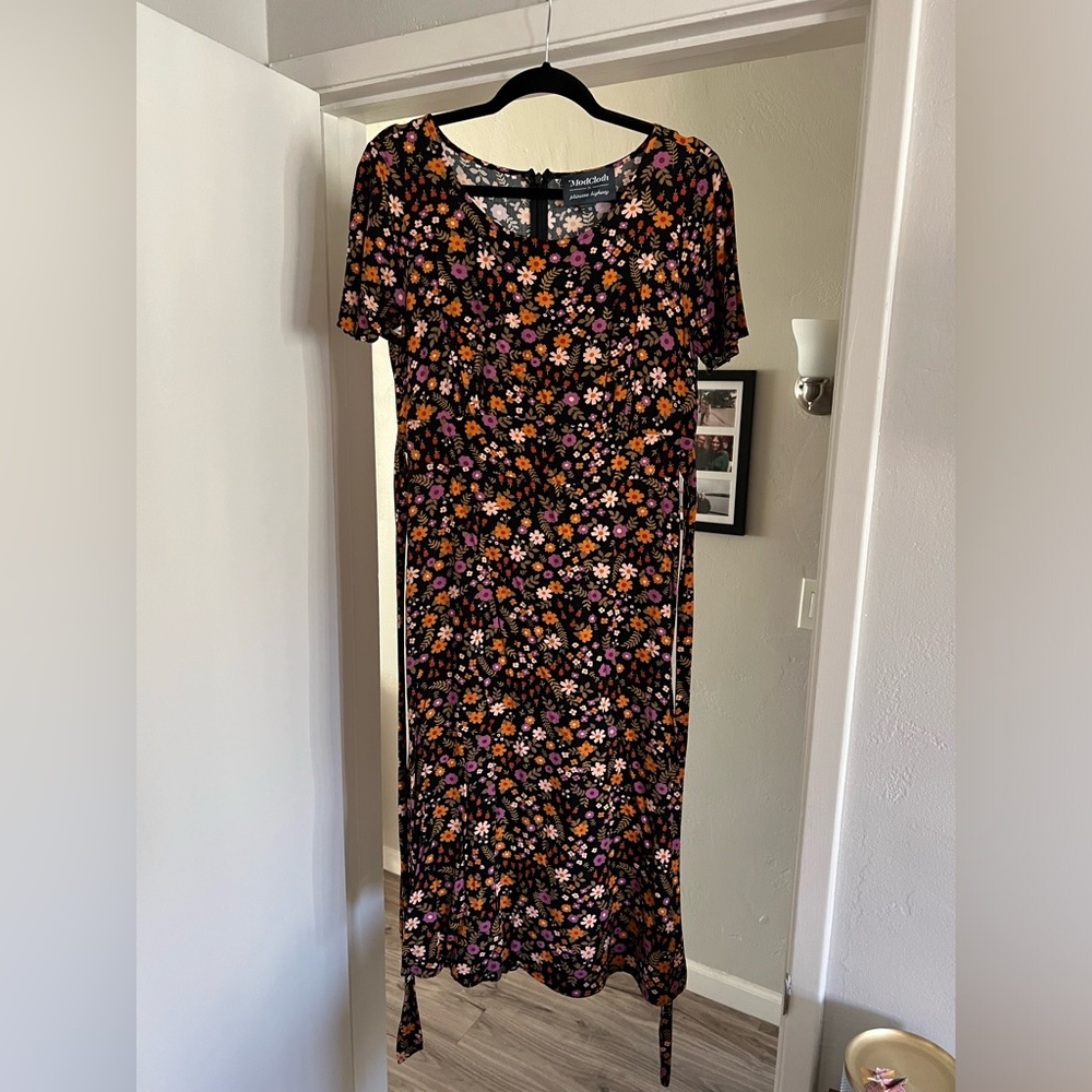 ModCloth Princess Highway Floral Tie Back Dress